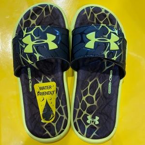 Youth lime green Under Armour sandal-new